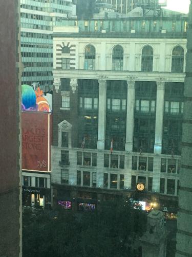 Book Courtyard by Marriott New York Manhattan/Herald